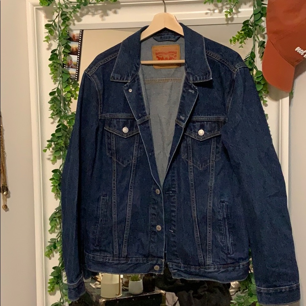 Levi’s denim jacket